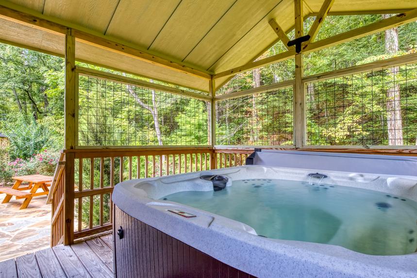 Lazy Creek Cottage